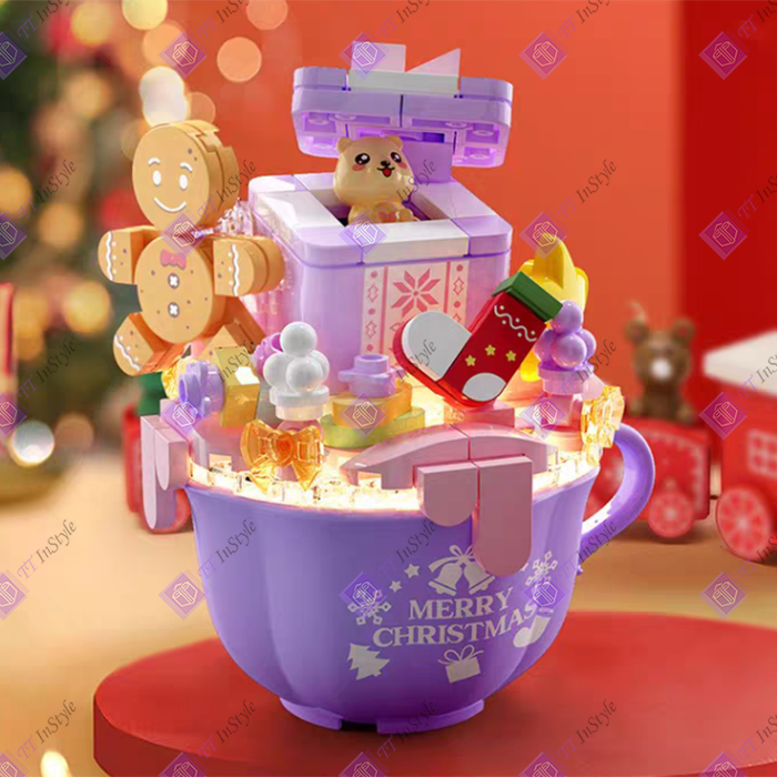Toy Building Block - Christmas Cup Cake